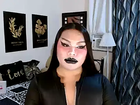 TSbrianaHugeCock Live XXX Chat