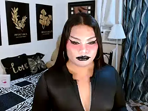 TSbrianaHugeCock live XXX chat