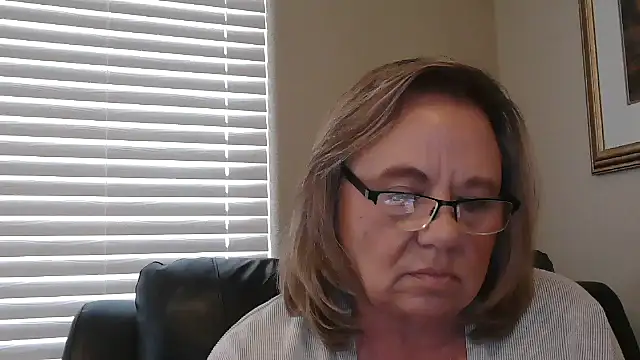 BustyAnnien Live XXX chat