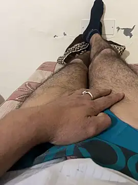 LOVE4GIRL Adlı Modelin Canlı XXX Sohbeti