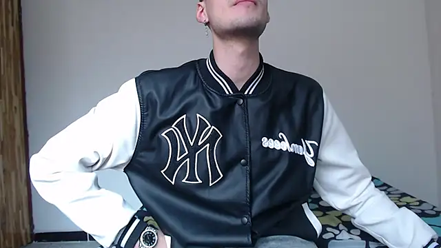 Vlad__night élő XXX-chatje