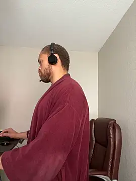 Fathero1timeのライブXXXチャット