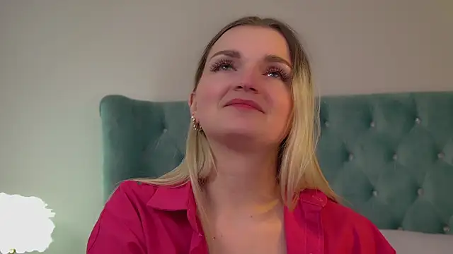 AnnyRaii Adlı Modelin Canlı XXX Sohbeti