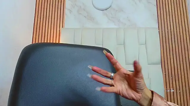 NICOL-JARAMILLO élő XXX-chatje