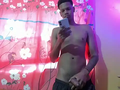 aunstin_farid1 Chat XXX in diretta