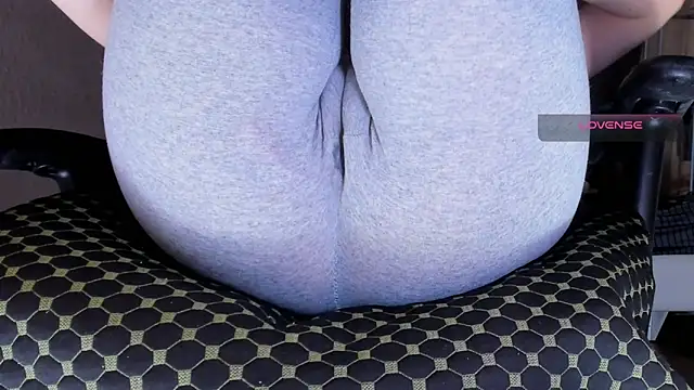 Cameltoe_squirt_inPants – Live XXX-chat