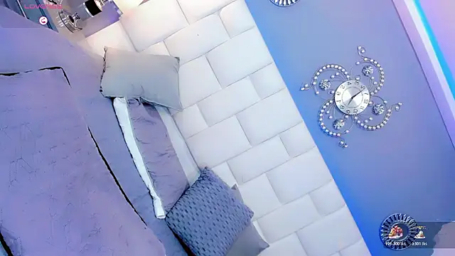 Kisses_Sophia élő XXX-chatje