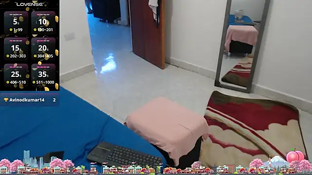 Laura_fox1: онлайн-секс-чат