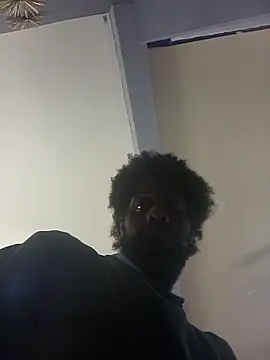 DevinToore: διαδικτυακό σόου στην κάμερα