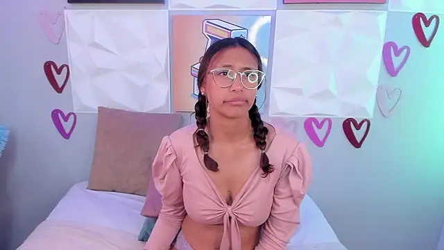 maya_cardona Chat XXX live