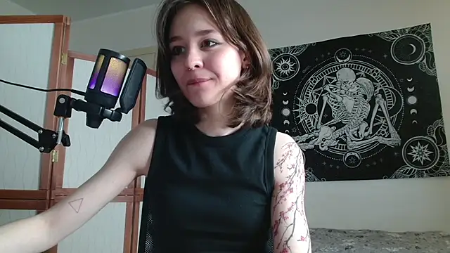 Mysterious_Toy লাইভ XXX চ্যাট