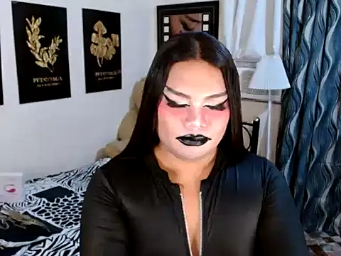 TSbrianaHugeCock Pertunjukan Webcam