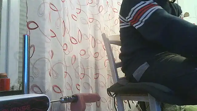 cyril020202 live XXX chat