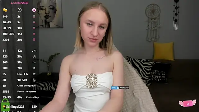 BeautyBlondy: онлайн-секс-чат