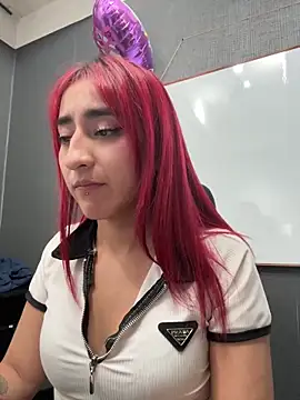 Chatroom XXX en direct de JuliethaDemon_