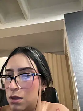 Kloe_Novoa Adlı Modelin Web Kamerası Şovu