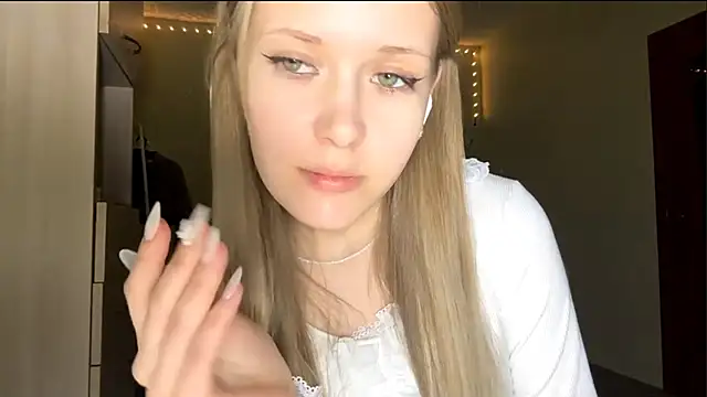 ZaidaSchwarten live XXX chat