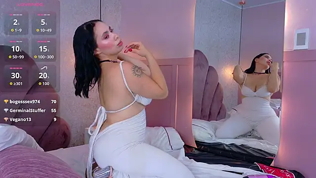 Sienna-GoldのライブXXXチャット