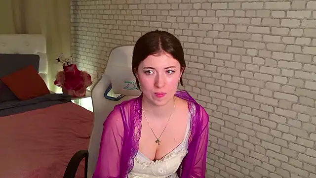 Онлайн чат XXX LunarDreamm