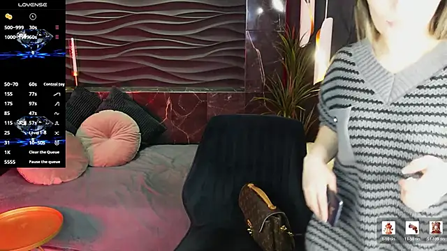 Chatroom XXX en direct de KylieMellow