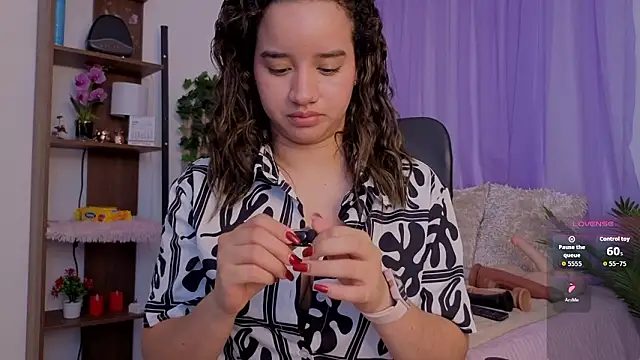 emilyrouxe 现场XXX聊天