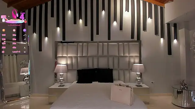 MaddyOwens 라이브 XXX 채팅