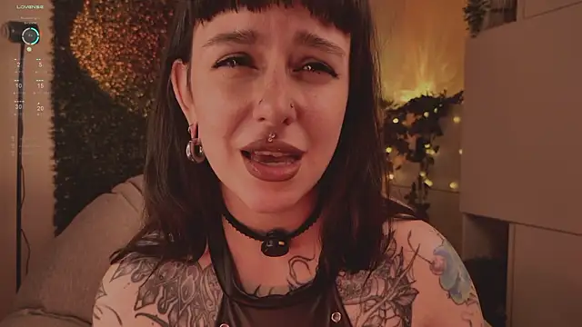 MichaellaMoon Live XXX-chat