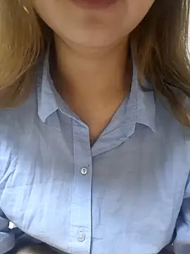 Chatroom XXX en direct de SherrylShaw