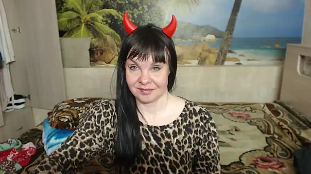 AphelandraのライブXXXチャット