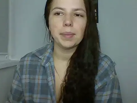 Naughty_Nata élő XXX-chatje