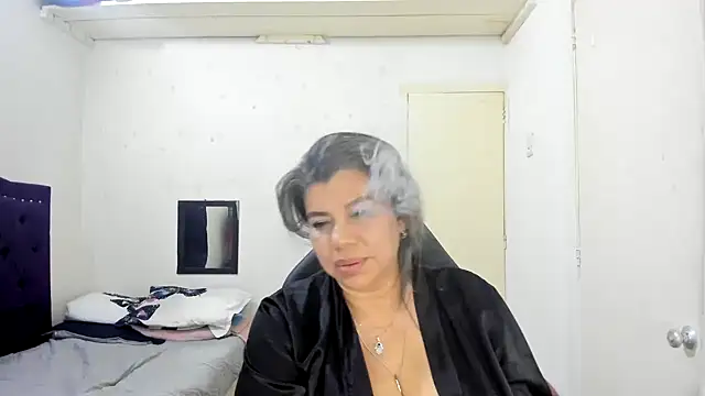 vikyadams élő XXX-chatje