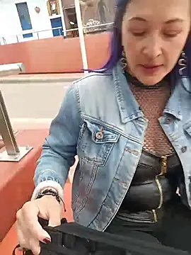 sophie_banger live XXX chat