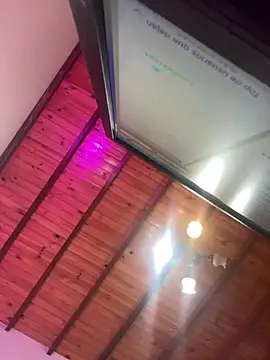 Maisa_issa's Live XXX Chat