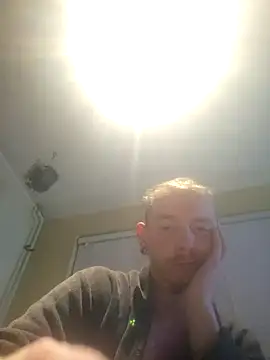 piercingpik live XXX chat