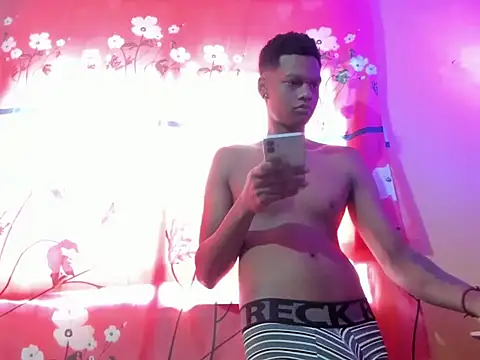 aunstin_farid1 live XXX chat