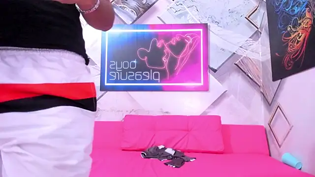 عرض كام Roman_cute