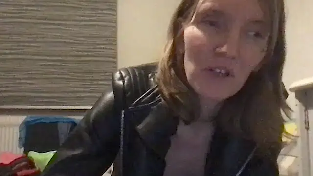 Chat +18 de Kittymarlene ao vivo