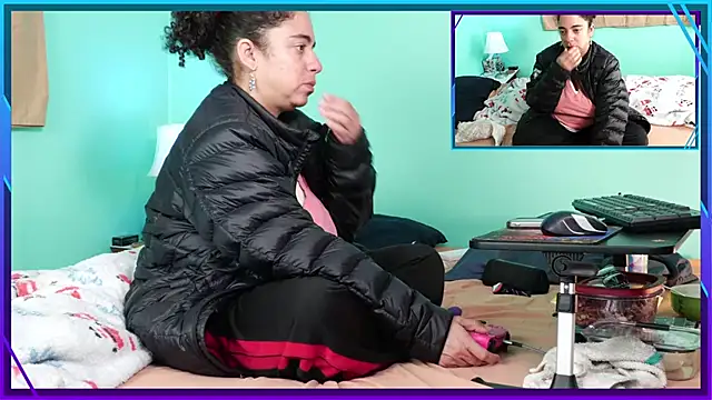 nsfwismorefun: απευθείας συνομιλία ΧΧΧ