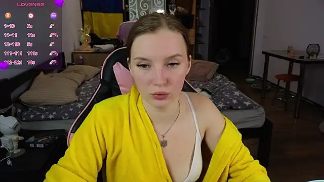 Mary_Blu Adlı Modelin Canlı XXX Sohbeti