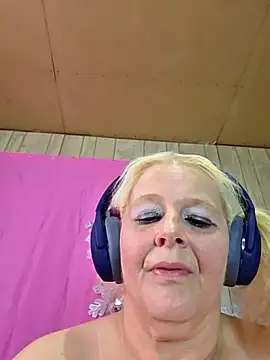 DavisDesires: вебкам-шоу