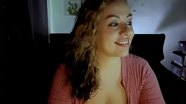 joan-star élő XXX-chatje