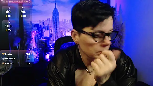 ninarandmann 라이브 XXX 채팅