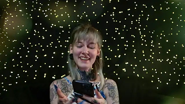 Littlespacemouse Chat XXX live