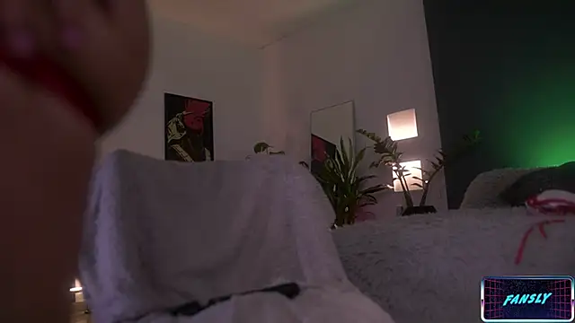 LucyAllenX 라이브 XXX 채팅