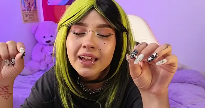 NekoWaifu Chat XXX live