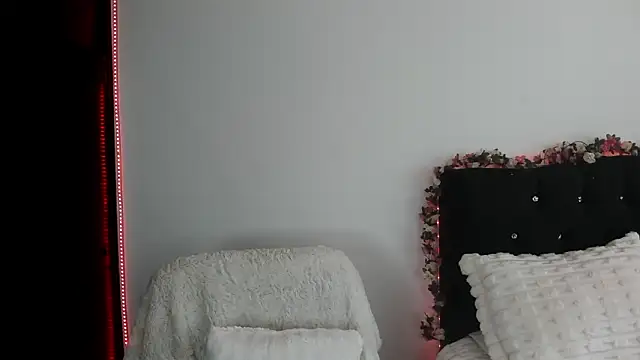 hollycute__ Chat XXX in diretta