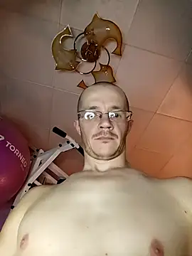 Pokazy przed kamerką – MotionAlex