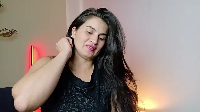 lizdevine 现场XXX聊天