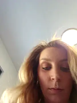 LilyOrion Adlı Modelin Web Kamerası Şovu