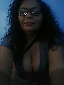 Chat +18 de Amarantha25 ao vivo